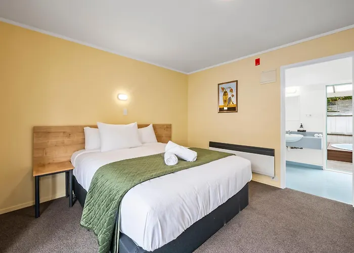 Motel Fenton Court